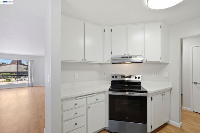 1551 Southgate Ave 115, Daly City, CA 94015