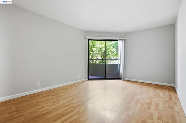 1551 Southgate Ave 115, Daly City, CA 94015