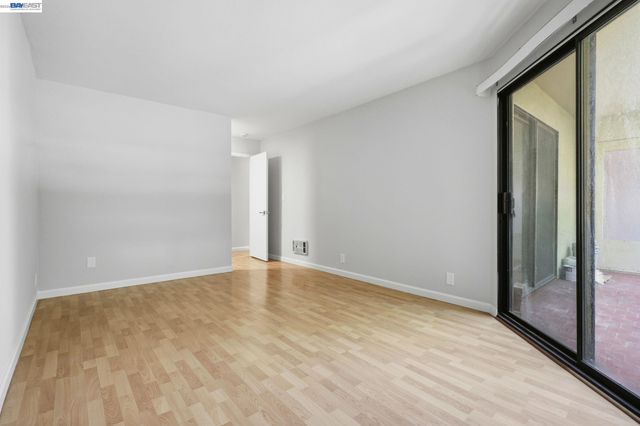 1551 Southgate Ave 115, Daly City, CA 94015