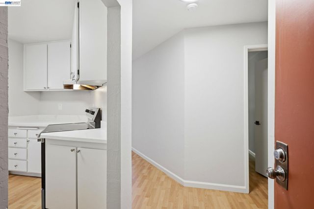 1551 Southgate Ave 115, Daly City, CA 94015