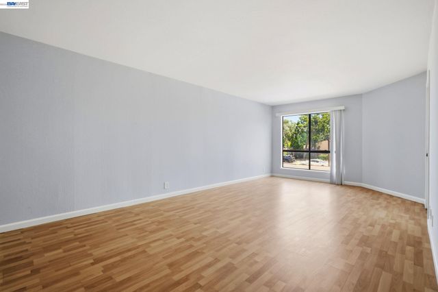 1551 Southgate Ave 115, Daly City, CA 94015