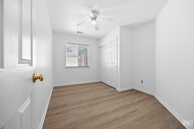 6410 Spring Ridge Drive, Bakersfield, CA 93313