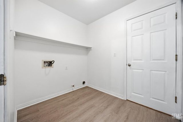 6410 Spring Ridge Drive, Bakersfield, CA 93313