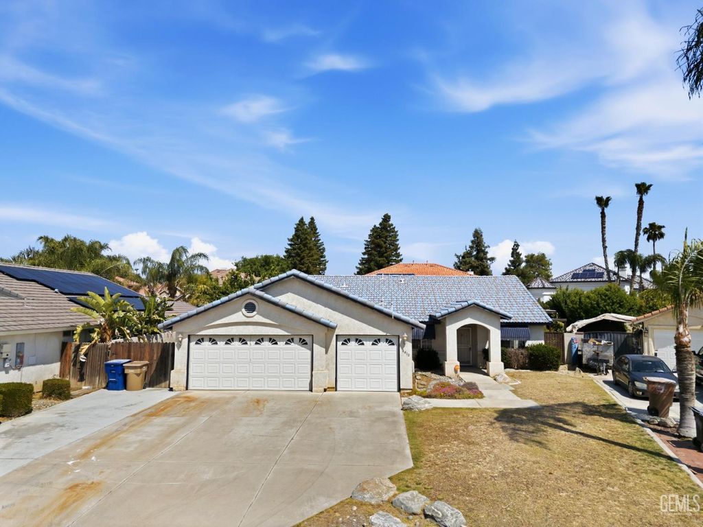 6410 Spring Ridge Drive, Bakersfield, CA 93313