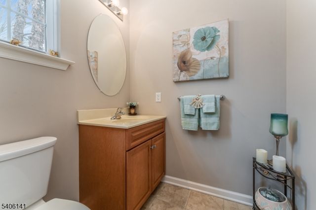 107 Samson Dr, Raritan Twp., NJ 08822