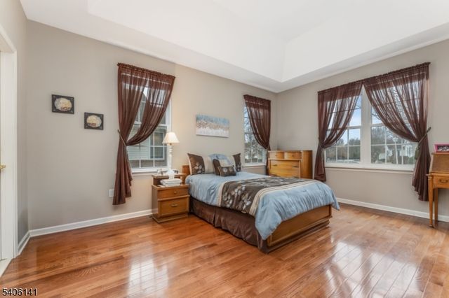 107 Samson Dr, Raritan Twp., NJ 08822