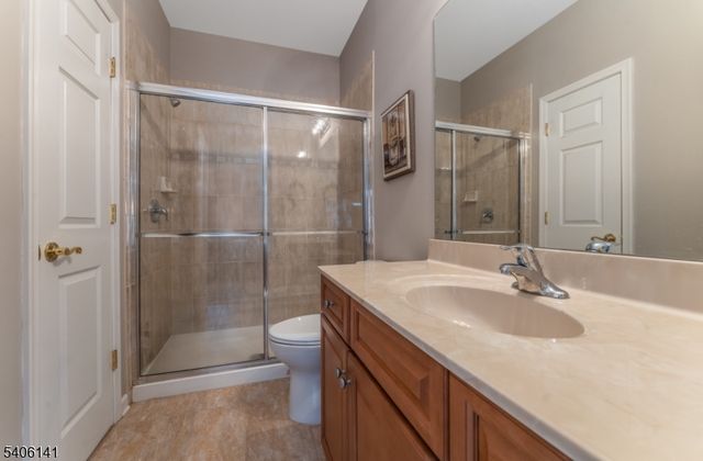 107 Samson Dr, Raritan Twp., NJ 08822