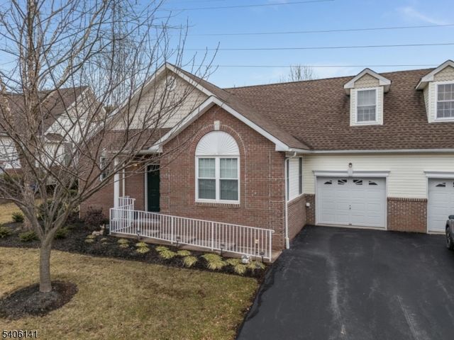 107 Samson Dr, Raritan Twp., NJ 08822
