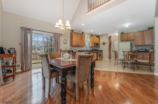 107 Samson Dr, Raritan Twp., NJ 08822