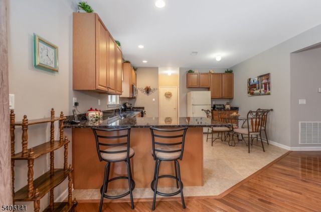 107 Samson Dr, Raritan Twp., NJ 08822