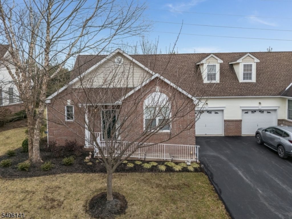 107 Samson Dr, Raritan Twp., NJ 08822