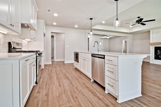 1909 Hale Lane, Pea Ridge, AR 72751