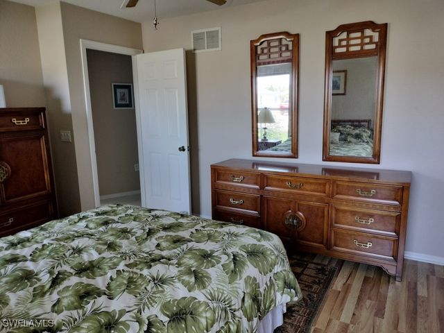 1 Long Meadow LN, Rotonda West, FL 33947