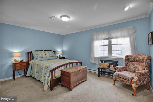 307 KENT CIR, Downingtown, PA 19335