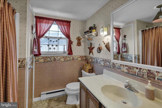 307 KENT CIR, Downingtown, PA 19335