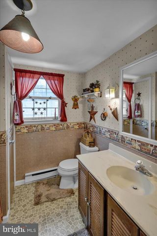 307 KENT CIR, Downingtown, PA 19335