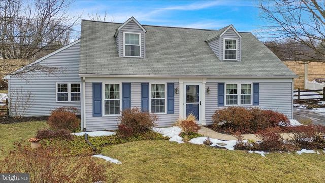307 KENT CIR, Downingtown, PA 19335