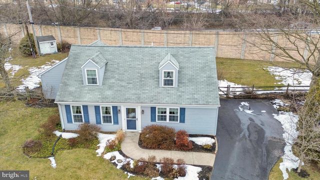 307 KENT CIR, Downingtown, PA 19335