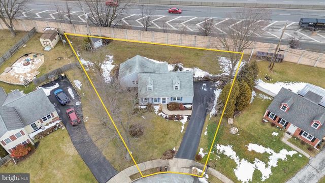 307 KENT CIR, Downingtown, PA 19335