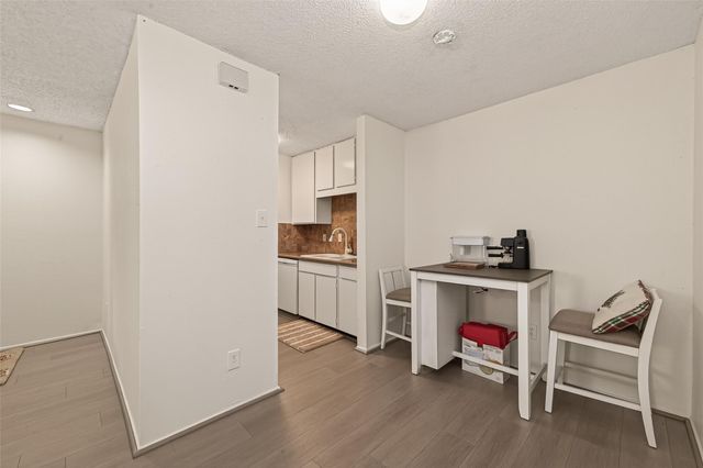 10049 Westpark Drive 116, Houston, TX 77042