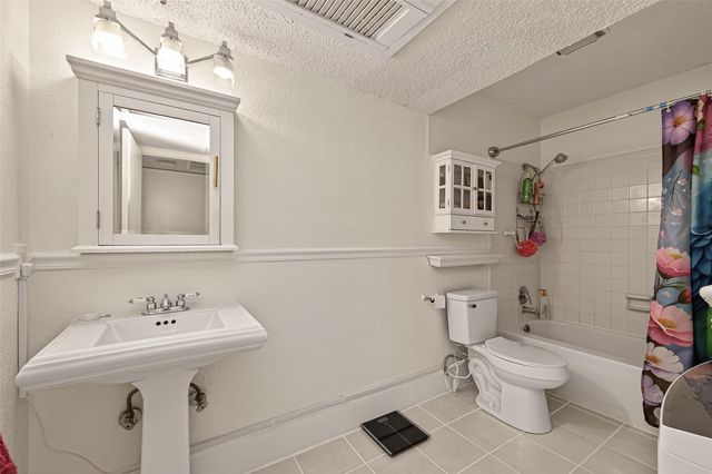 10049 Westpark Drive 116, Houston, TX 77042