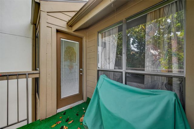 10049 Westpark Drive 116, Houston, TX 77042