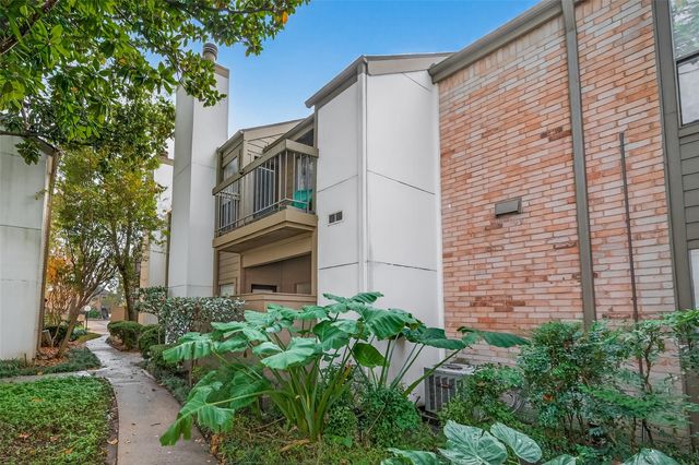 10049 Westpark Drive 116, Houston, TX 77042