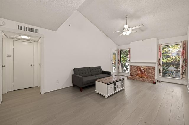 10049 Westpark Drive 116, Houston, TX 77042