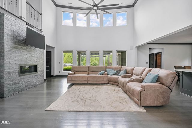 313 Legacy Falls Drive N, Chapel Hill, NC 27517