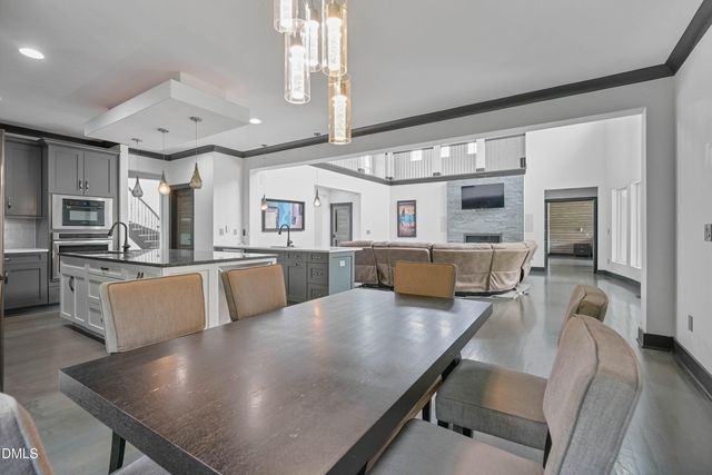 313 Legacy Falls Drive N, Chapel Hill, NC 27517