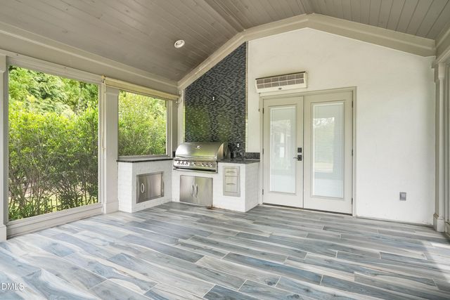 313 Legacy Falls Drive N, Chapel Hill, NC 27517