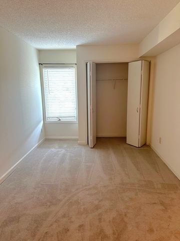 3589 Covington Pike Apt 402, Memphis, TN 38128