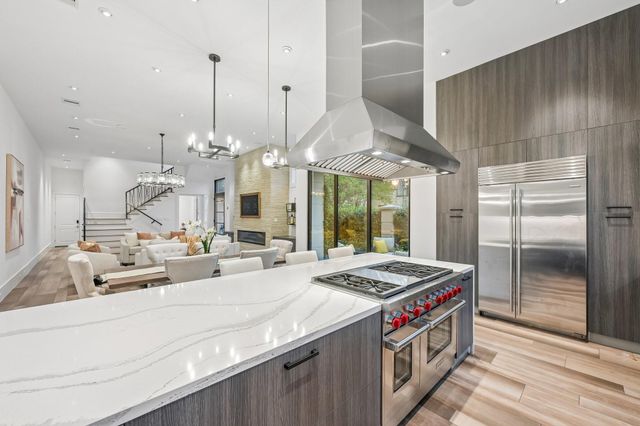 6602 Wanita Place A, Houston, TX 77007