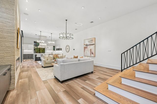 6602 Wanita Place A, Houston, TX 77007