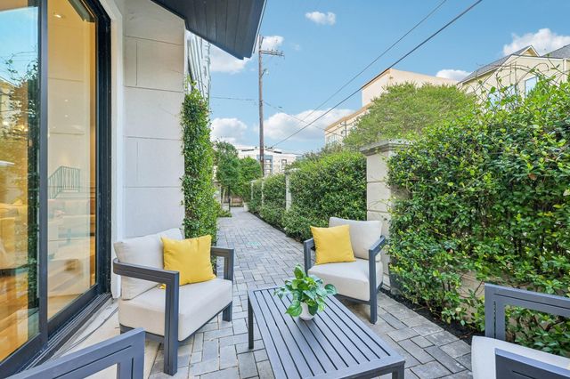 6602 Wanita Place A, Houston, TX 77007