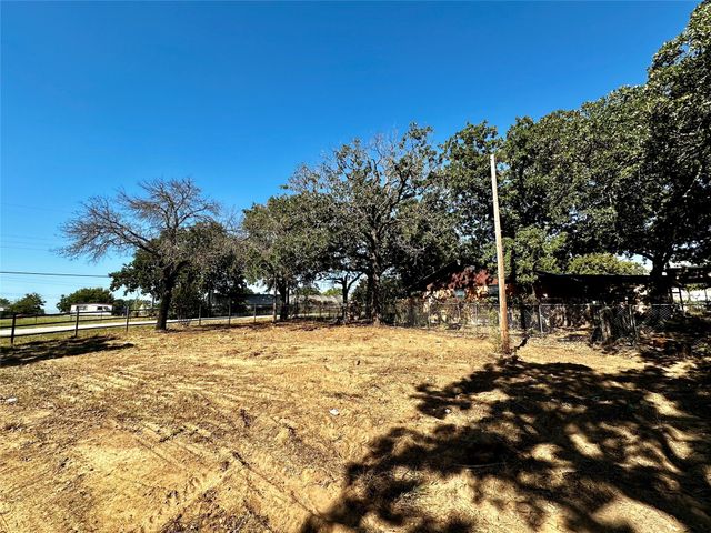 7347 Remington Road, Mansfield, TX 76063