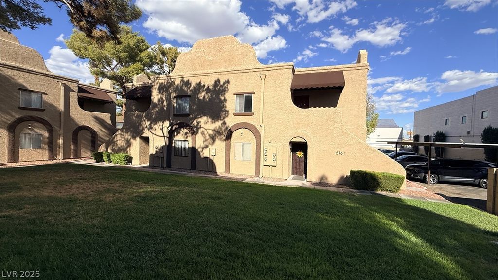 5161 PIONEER Avenue 202, Las Vegas, NV 89146 — exterior