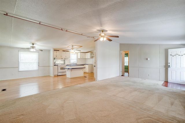 207 Sea Salt Drive, Springtown, TX 76082