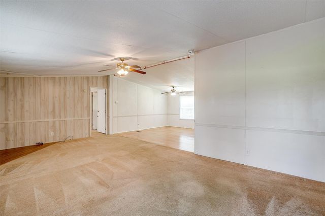207 Sea Salt Drive, Springtown, TX 76082