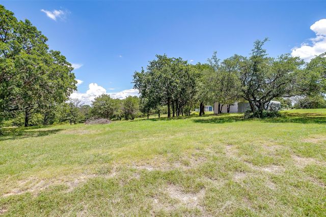 207 Sea Salt Drive, Springtown, TX 76082