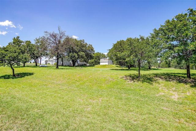 207 Sea Salt Drive, Springtown, TX 76082