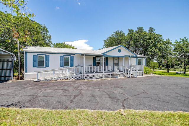 207 Sea Salt Drive, Springtown, TX 76082