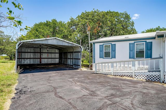 207 Sea Salt Drive, Springtown, TX 76082