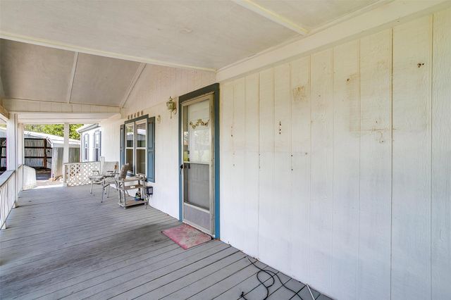 207 Sea Salt Drive, Springtown, TX 76082