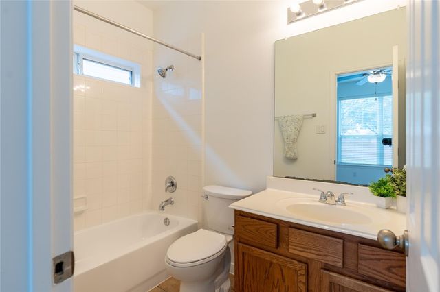 2109 Auburn Shores Drive, Pearland, TX 77584