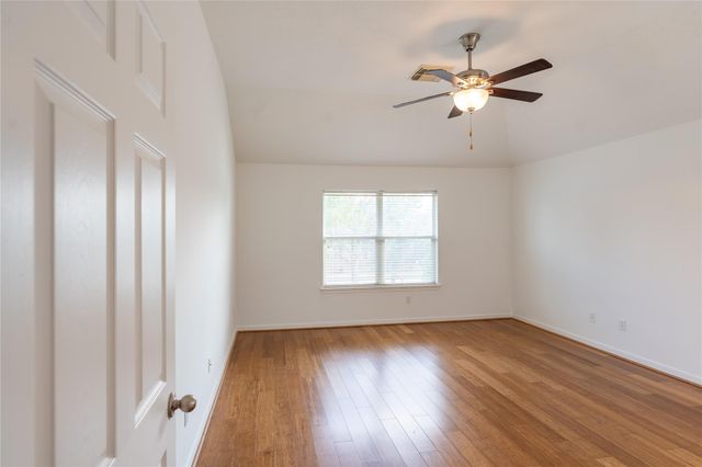 2109 Auburn Shores Drive, Pearland, TX 77584