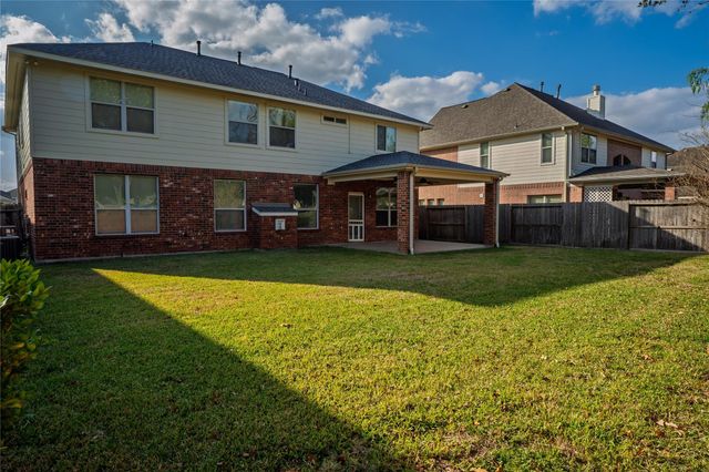 2109 Auburn Shores Drive, Pearland, TX 77584