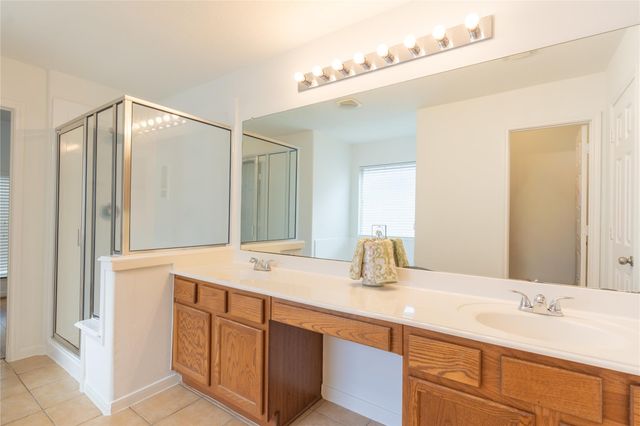 2109 Auburn Shores Drive, Pearland, TX 77584