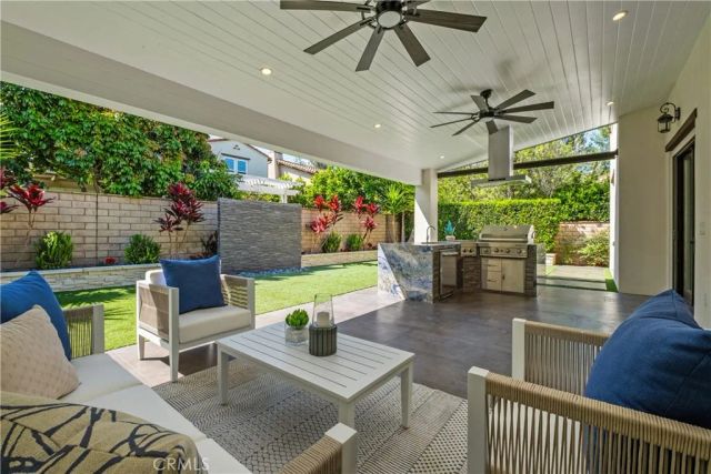 118 Retreat, Irvine, CA 92603