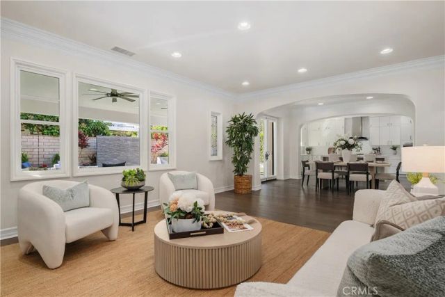 118 Retreat, Irvine, CA 92603